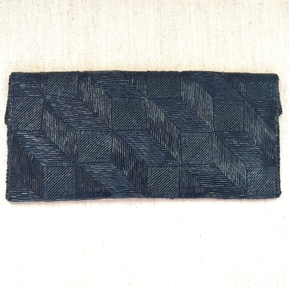Black Beaded Clutch - Picture 2 of 3